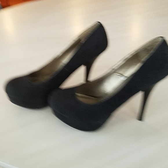 Black platform heel - Picture 4 of 6